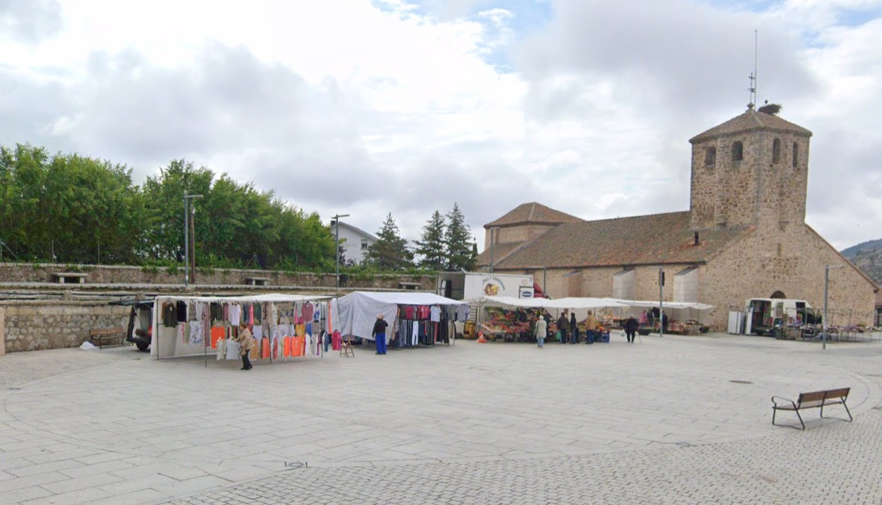 Mercadillo de Bustarviejo