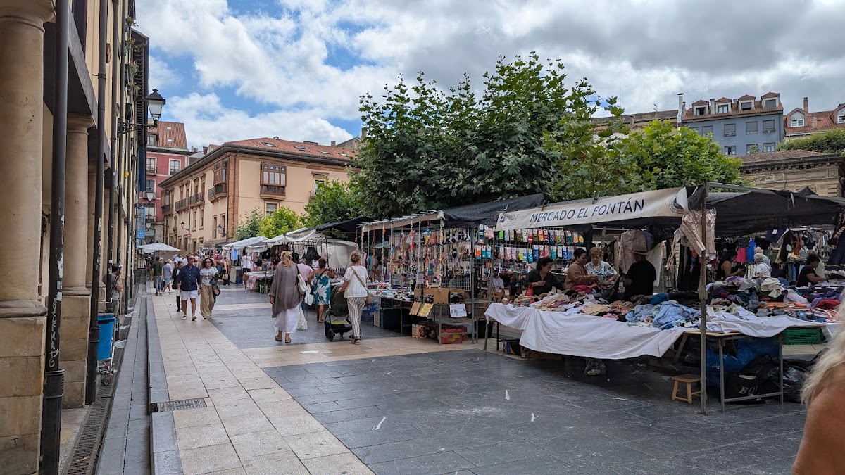 Mercadillo de Oviedo