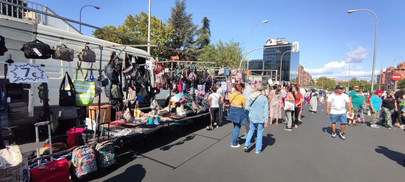 Mercadillo de Plaza Castilla