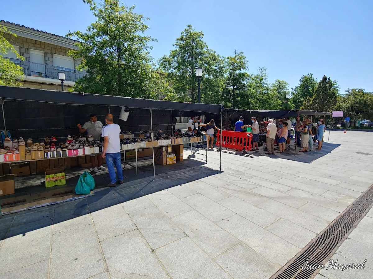 Mercadillo de Robledo de Chavela