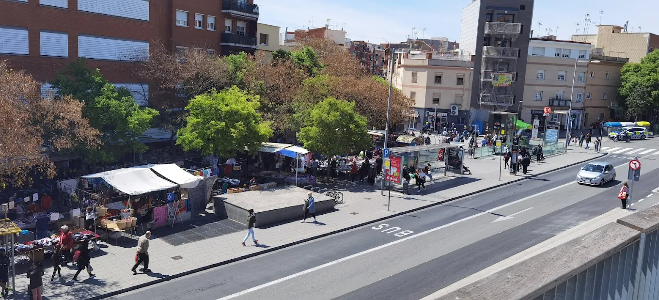 Mercadillo de Santa Coloma